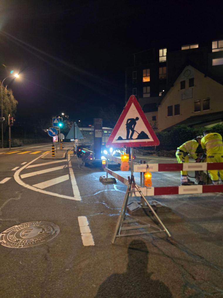 Panneau de travaux de nuit
